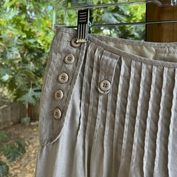 Diane VonFurstenberg Women's Khaki Pleated Capri Pants Size M - Picture 3 of 7